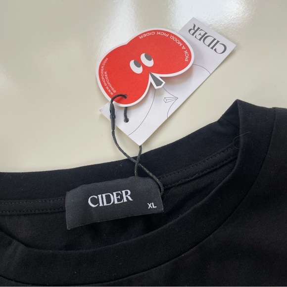 CIDER Women's Black Cropped Knotted Tie-Front Short Sleeve Tee XL New with Tags! - Picture 4 of 7